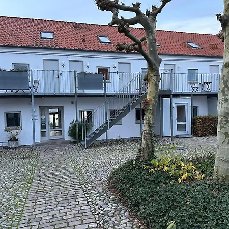 Panoramaudsigt Og Swimmingpool Midt I Ebeltoft