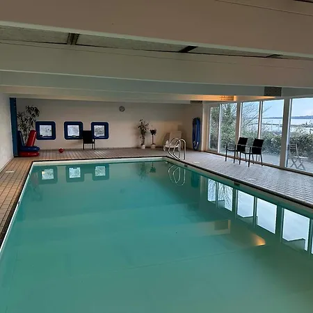Panoramaudsigt Og Swimmingpool Midt I *